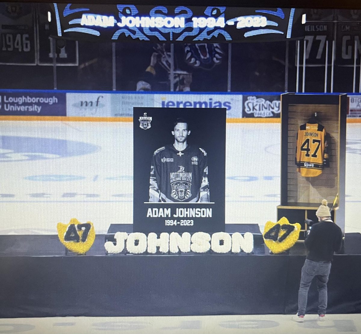 Hockey Player Adam Johnson Dies During a Game